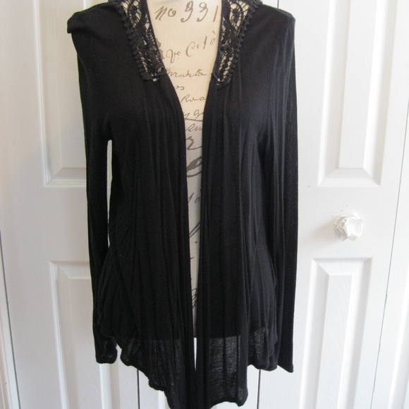 BCBGMaxAzria Tops - BCBGMaxazria Open Front Blouse Size XL